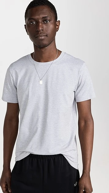 Alo Yoga Conquer Crewneck Tee 3 Alo Yoga Conquer Crewneck Tee