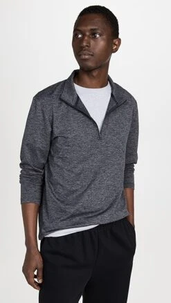 Alo Yoga Conquer 1/4 Zip Fitted Long Sleeve Shirt