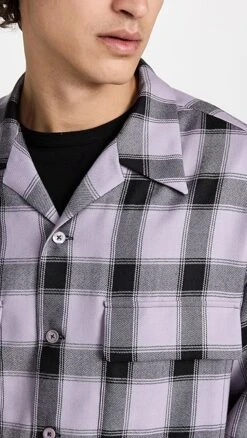 AMI Patch Pockets Shirt -Shopbop amiii3091813e86 1666644883494 2 0. UX357 QL90