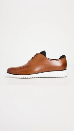 Cole Haan 2.Zerogrand Laser Wingtip Oxford Lined -Shopbop chaan304601b411 1683738423577 2 0. UX357 QL90