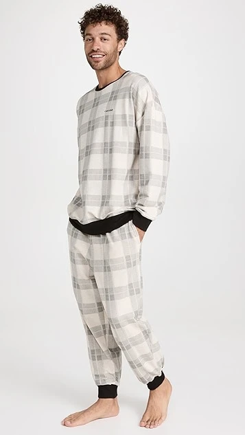 Calvin Klein Underwear Modern Cotton Long Sleeve Sweatshirt 6 Calvin Klein Underwear Modern Cotton Long Sleeve Sweatshirt - Image 4