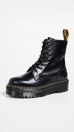 Dr. Martens Jadon 8 Eye Boots