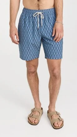 Faherty Beacon 7.5 Trunks