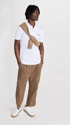 Fred Perry The Fred Perry Shirt 12 Fred Perry The Fred Perry Shirt -Shopbop fperr305801c925 1666215263987 2 0. UX357 QL90