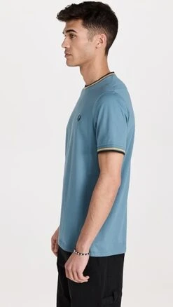 Fred Perry Twin Tipped T-Shirt -Shopbop fperr3058818861 1679091934536 2 0. UX357 QL90