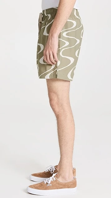 FRAME Abstract Wave Graphic Shorts (6" Inseam) 5 FRAME Abstract Wave Graphic Shorts (6" Inseam) - Image 3