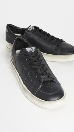 Golden Goose Stardan Sneakers