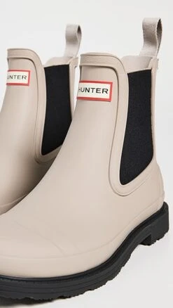 Hunter Boots Commando Chelsea Boots -Shopbop hunts206491f325 1674598770209 2 0. UX357 QL90