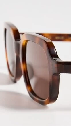 Illesteva Berlin Havana W/ Brown Lenses -Shopbop illes30492202d1 1676057994673 2 0. UX357 QL90