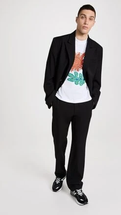 Jacquemus Le T-Shirt Soalheiro -Shopbop jcque310311ef4d 1683211453825 2 0. UX357 QL90