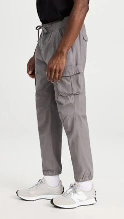 John Elliott Back Sateen Cargo Pants -Shopbop jelli3000112894 1675274382488 2 0. UX357 QL90