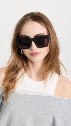 Le Specs Weekend Riot Polarized Sunglasses -Shopbop lspec3005086863 1677601051952 2 0. UX357 QL90