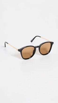 Le Specs Contraband Sunglasses 12 Le Specs Contraband Sunglasses -Shopbop lspec3059116072 1674075232915 2 0. UX357 QL90