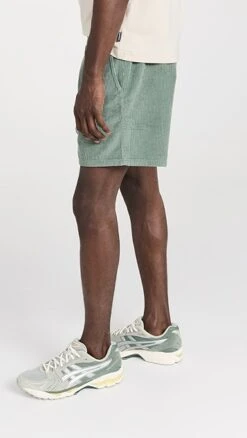 Madewell Everywear Bubble Corduroy 5.5" Shorts 11 Madewell Everywear Bubble Corduroy 5.5" Shorts -Shopbop madew462021fcdd 1676315901789 2 0. UX357 QL90