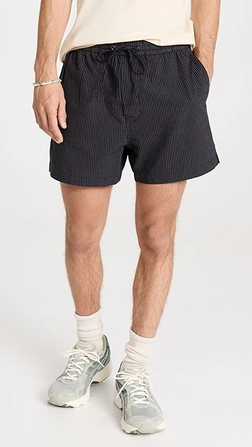 Madewell Seersucker 4.25" Pull On Shorts 3 Madewell Seersucker 4.25" Pull On Shorts
