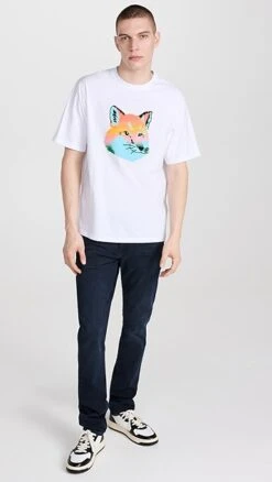 Maison Kitsune Vibrant Fox Head Easy Tee -Shopbop maisk31227102ca 1681314928031 2 0. UX357 QL90