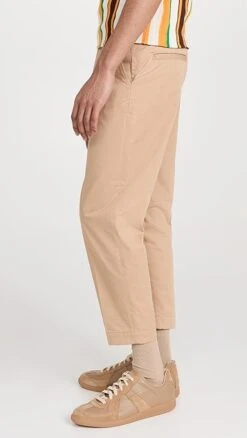 Maison Kitsune Regular Chino Pants -Shopbop maisk3123012688 1676668804832 2 0. UX357 QL90