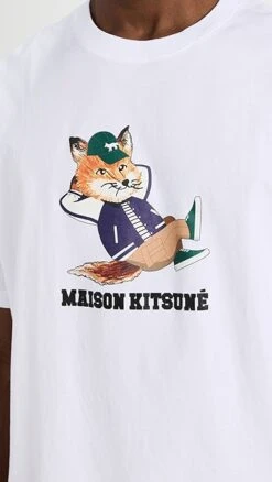 Maison Kitsune Dressed Fox Easy Tee -Shopbop maisk31232102ca 1675289640646 2 0. UX357 QL90