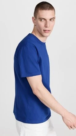 Maison Kitsune Chillax Fox Patch Classic T-Shirt 11 Maison Kitsune Chillax Fox Patch Classic T-Shirt -Shopbop maisk3123816461 1678462844570 2 0. UX357 QL90