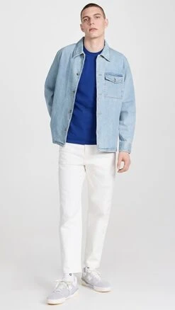 Maison Kitsune Chillax Fox Patch Classic T-Shirt 12 Maison Kitsune Chillax Fox Patch Classic T-Shirt -Shopbop maisk3123816461 1678462845328 2 0. UX357 QL90