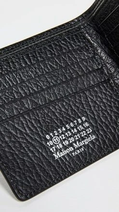 Maison Margiela Wallet Slim 2 -Shopbop mmmar302471071b 1672778620286 2 0. UX357 QL90