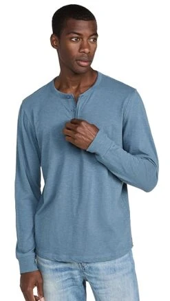 Onia Slub Scallop Long Sleeve Henley 14 Onia Slub Scallop Long Sleeve Henley -Shopbop oniaa3048794520 1665076447434 2 0. UX357 QL90