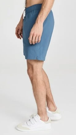 Onia Charles 7" Swim Trunks 11 Onia Charles 7" Swim Trunks -Shopbop oniaa3052613003 1673971735749 2 0. UX357 QL90