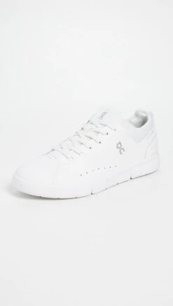 On The Roger Advantage Sneakers