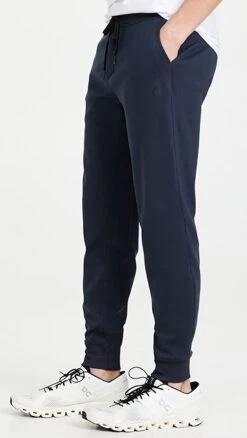 On Sweat Pants M -Shopbop onrun30170170e2 1637263385473 2 0. UX357 QL90
