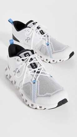 On Cloud X 3 Shift Sneakers -Shopbop onrun303341ea04 1677279624453 2 0. UX357 QL90