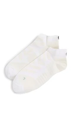 On Performance Low Socks -Shopbop onrun303701f403 1677866886148 2 0. UX357 QL90