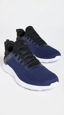 APL: Athletic Propulsion Labs Techloom Tracer -Shopbop plabs3104250799 1683317264656 2 0. UX357 QL90