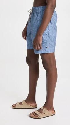 RAILS Kian 8" Swim Trunks -Shopbop rails316361baf8 1674682677502 2 0. UX357 QL90