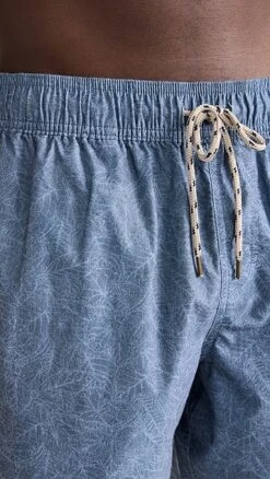 RAILS Kian 8" Swim Trunks -Shopbop rails316361baf8 1674682678166 2 0. UX357 QL90