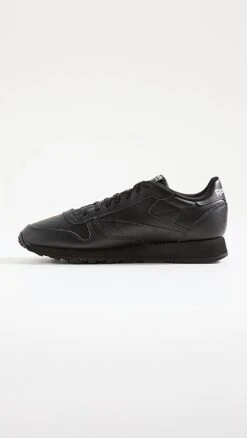Reebok Classic Leather Sneakers -Shopbop rebok302471071c 1652306674755 2 0. UX357 QL90
