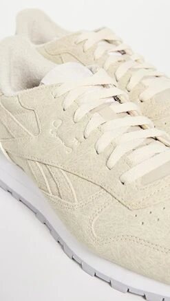 Reebok Eames Classic Leather Sneakers -Shopbop rebok3031817d7e 1666732233941 2 0. UX357 QL90