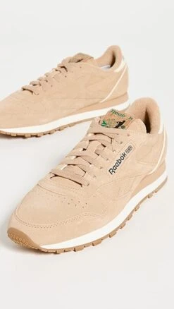 Reebok Classic Leather 1983 Vintage Sneakers -Shopbop rebok303671ebdb 1676672295312 2 0. UX357 QL90