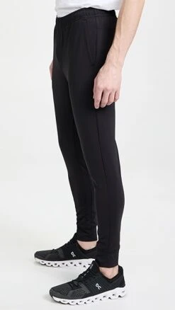 Rhone Spar Joggers -Shopbop rhone301361071b 1646155962082 2 0. UX357 QL90