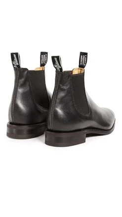 R. M. Williams R.M. Williams Classic RM Leather Chelsea Boots 10 R. M. Williams R.M. Williams Classic RM Leather Chelsea Boots -Shopbop rmwil3000012867 q4 2 0. UX357 QL90