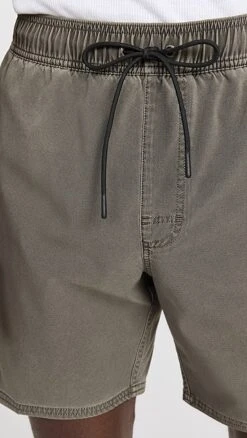 RVCA Va Pigment Elastic 7" Shorts -Shopbop rvcaa3116814fce 1676037231896 2 0. UX357 QL90