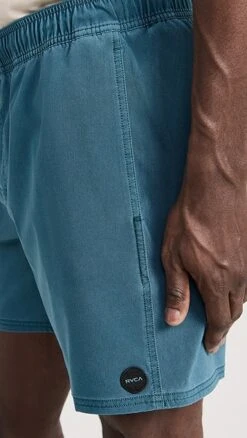 RVCA Va Pigment Elastic 7" Shorts 13 RVCA Va Pigment Elastic 7" Shorts -Shopbop rvcaa3117527228 1676039271962 2 0. UX357 QL90