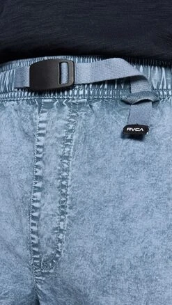 RVCA Civic Tropics Hybrid 7" Shorts 13 RVCA Civic Tropics Hybrid 7" Shorts -Shopbop rvcaa3117718861 1677866734797 2 0. UX357 QL90