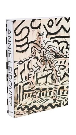 Taschen Annie Leibovitz -Shopbop tschn3002113153 1667938428507 2 0. UX357 QL90