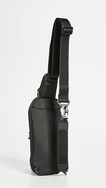 TUMI Esports Pro Sling Bag 5 TUMI Esports Pro Sling Bag - Image 3