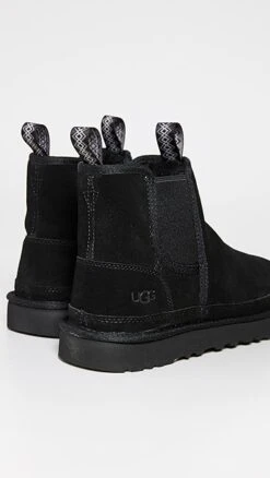 UGG Neumel Chelsea Boots -Shopbop ugggg301511071b 1660252907812 2 0. UX357 QL90