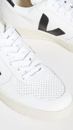 Veja V-10 Leather Sneakers -Shopbop vejaa3030261558 q3 2 0. UX357 QL90
