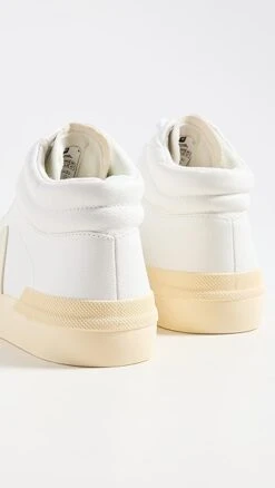 Veja Minotaur 11 Veja Minotaur -Shopbop vejaa305621e0d4 1661793235627 2 0. UX357 QL90