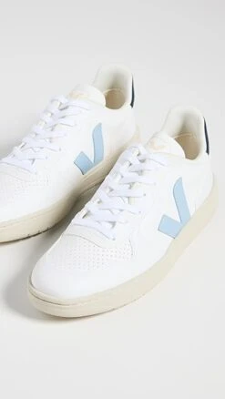 Veja V-10 Sneakers 9 Veja V-10 Sneakers -Shopbop vejaa305951f0f0 1674163996899 2 0. UX357 QL90