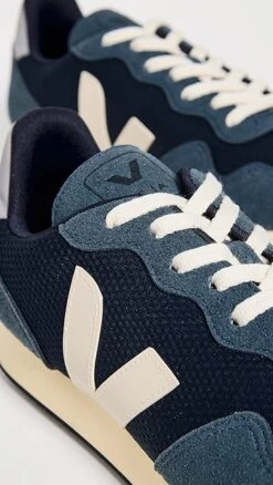 Veja Sdu Sneakers -Shopbop vejaa306001f0e9 1675718484257 2 0. UX357 QL90