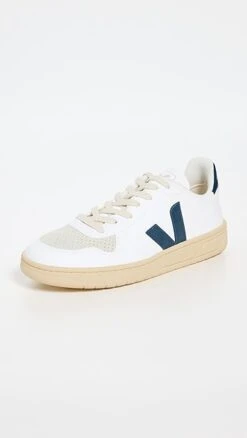 Veja V-10 Sneakers